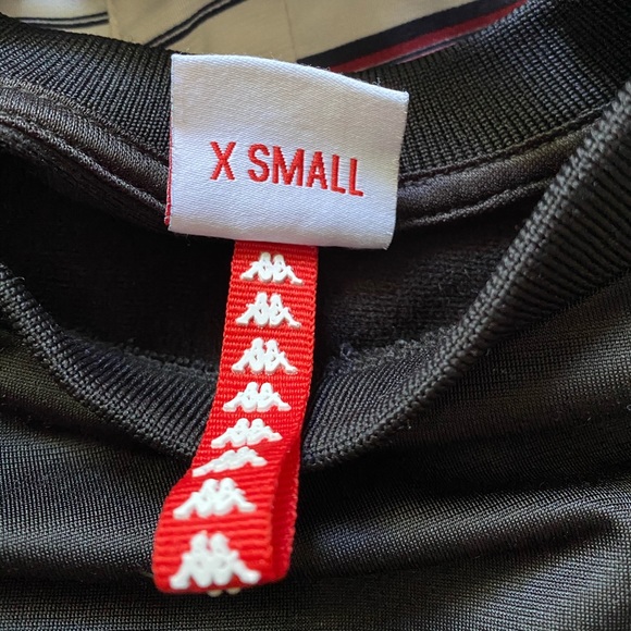 KAPPA Women’s Cropped Sweatshirt - Picture 4 of 4